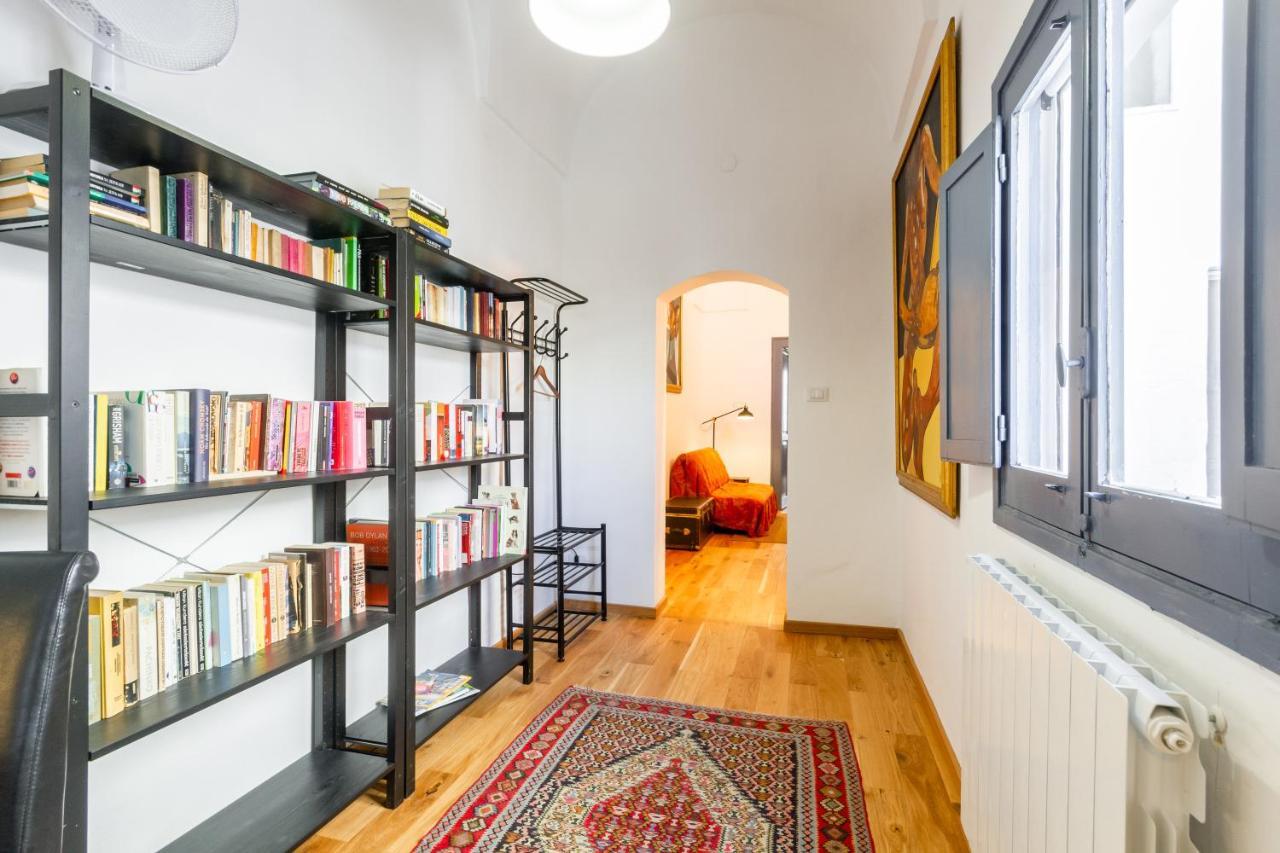 Lecce Center Charming Flat With Terrace Apartment Exterior photo